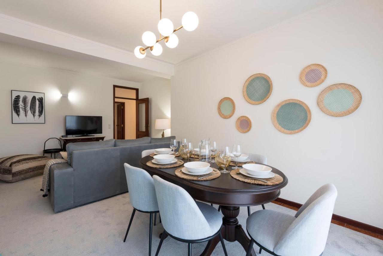 Lovelystay - Newly Decorated 2Br Flat With Free Parking Vila Nova de Gaia Luaran gambar