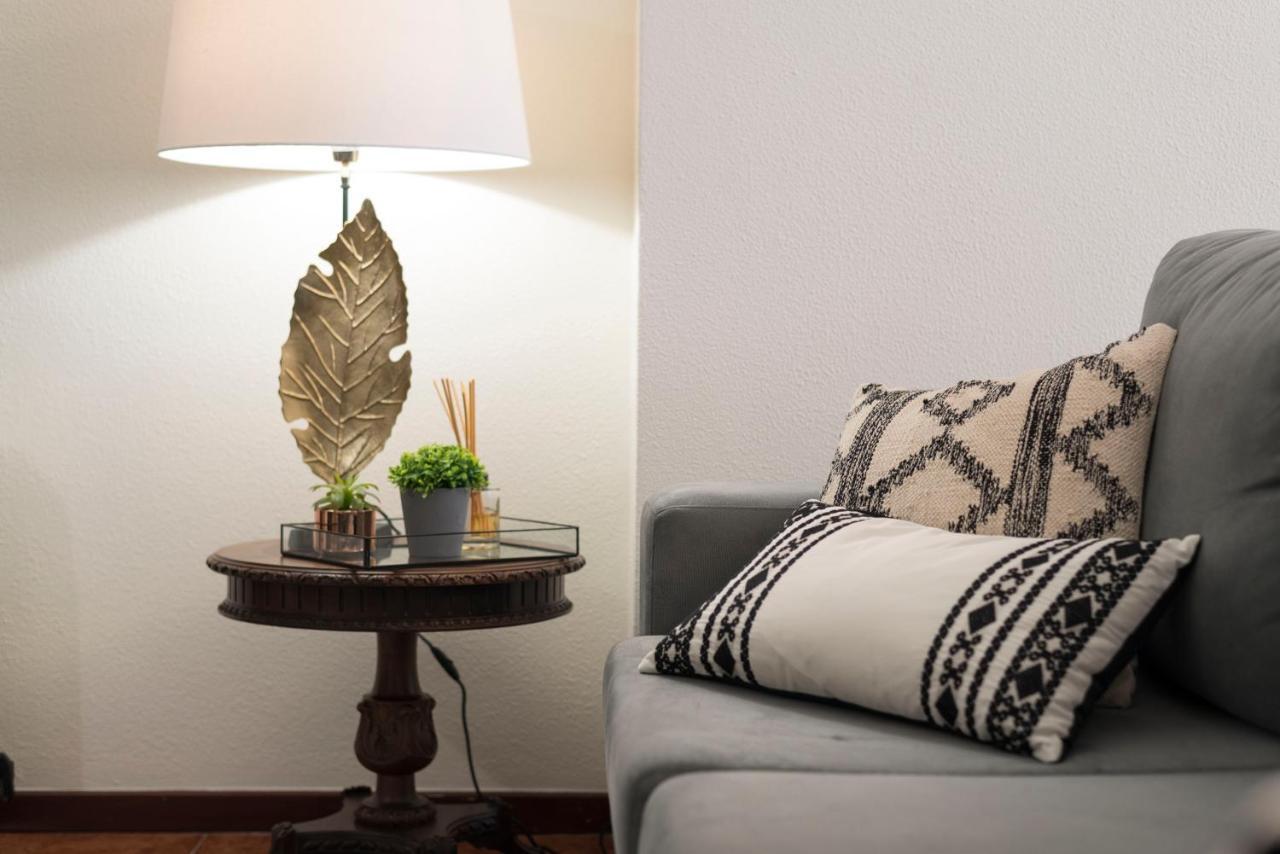 Lovelystay - Newly Decorated 2Br Flat With Free Parking Vila Nova de Gaia Luaran gambar